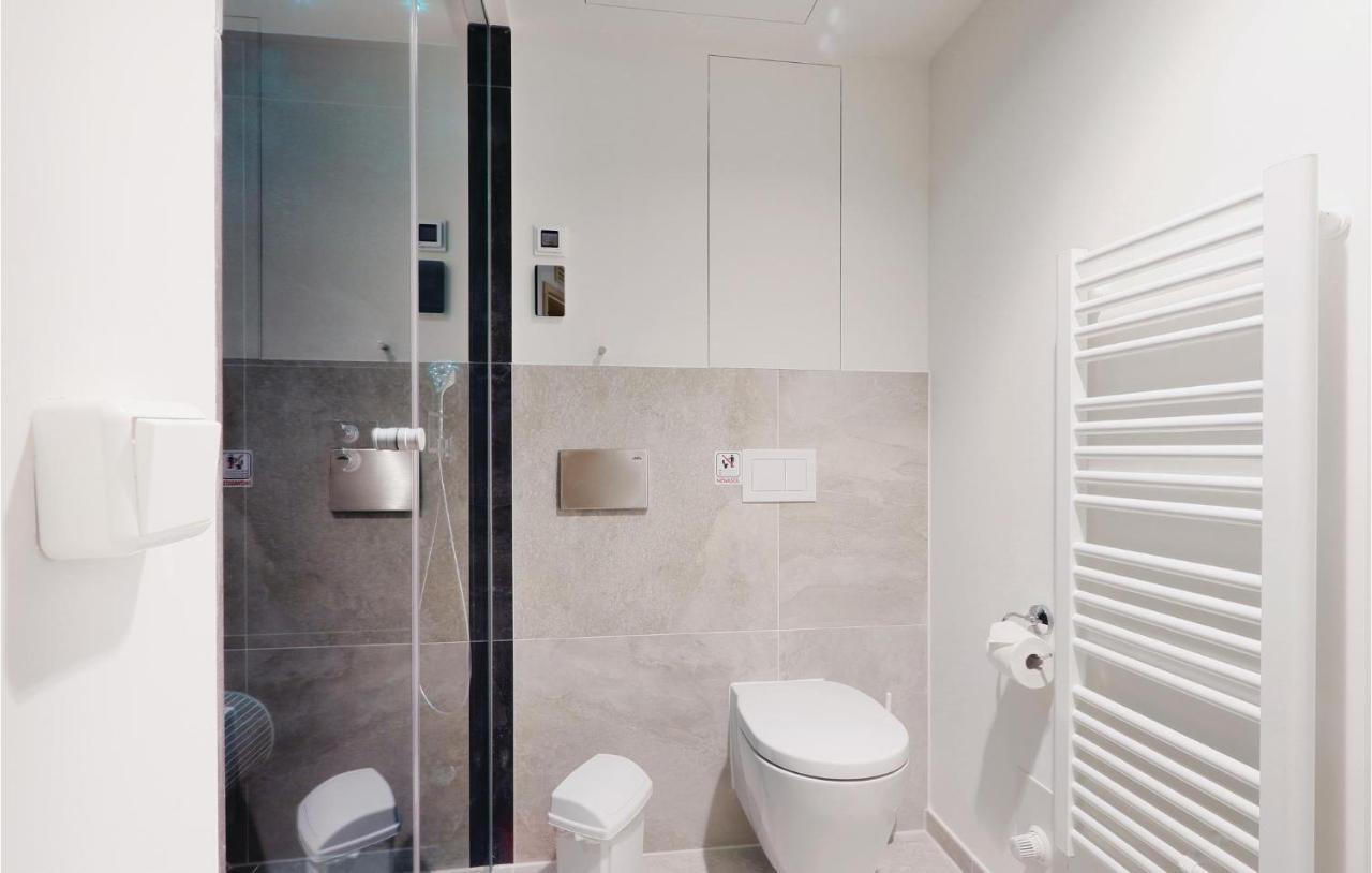 Gorgeous Apartment In Luebeck Travemuende With Wifi Exterior photo