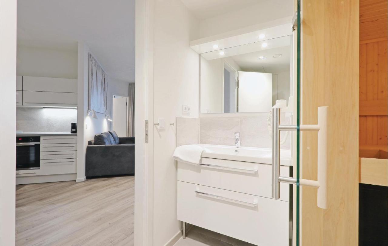 Gorgeous Apartment In Luebeck Travemuende With Wifi Exterior photo